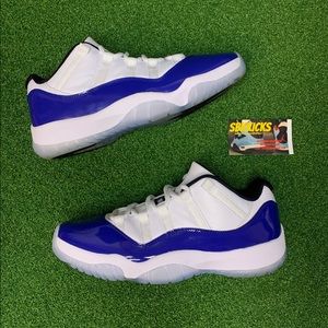 Jordan 11 Low “ Concord Sketch “